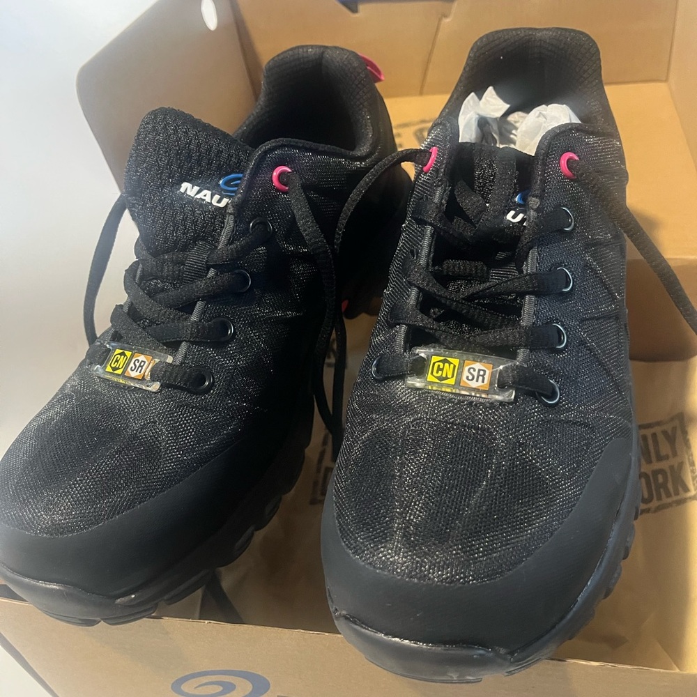 Nautilus Women's Black Safety Shoes with Pink Highlights Slip resistant Steel